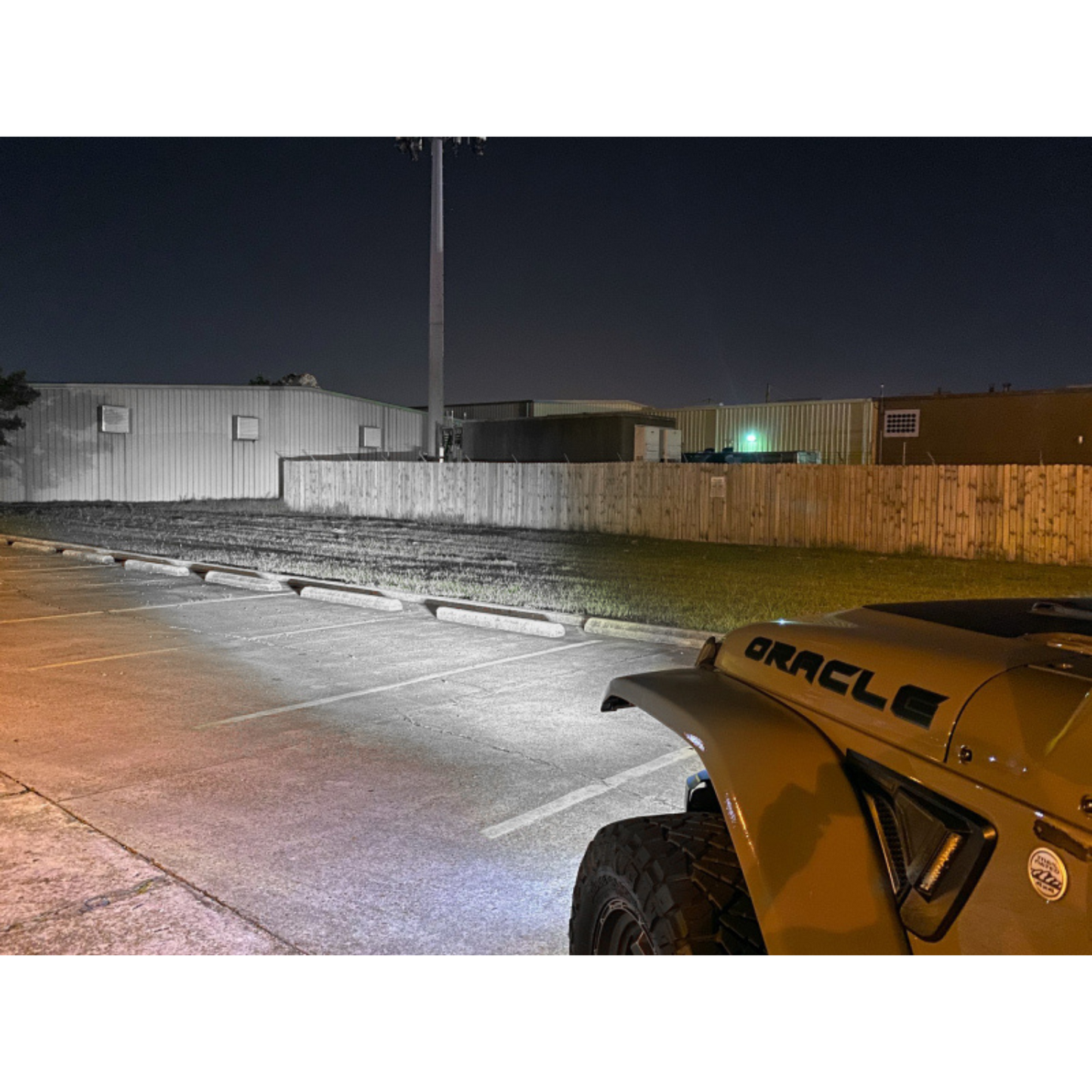 ORACLE Lighting 2019+ Jeep Wrangler JL Skid Plate w/ Integrated LED Emitters - Clear