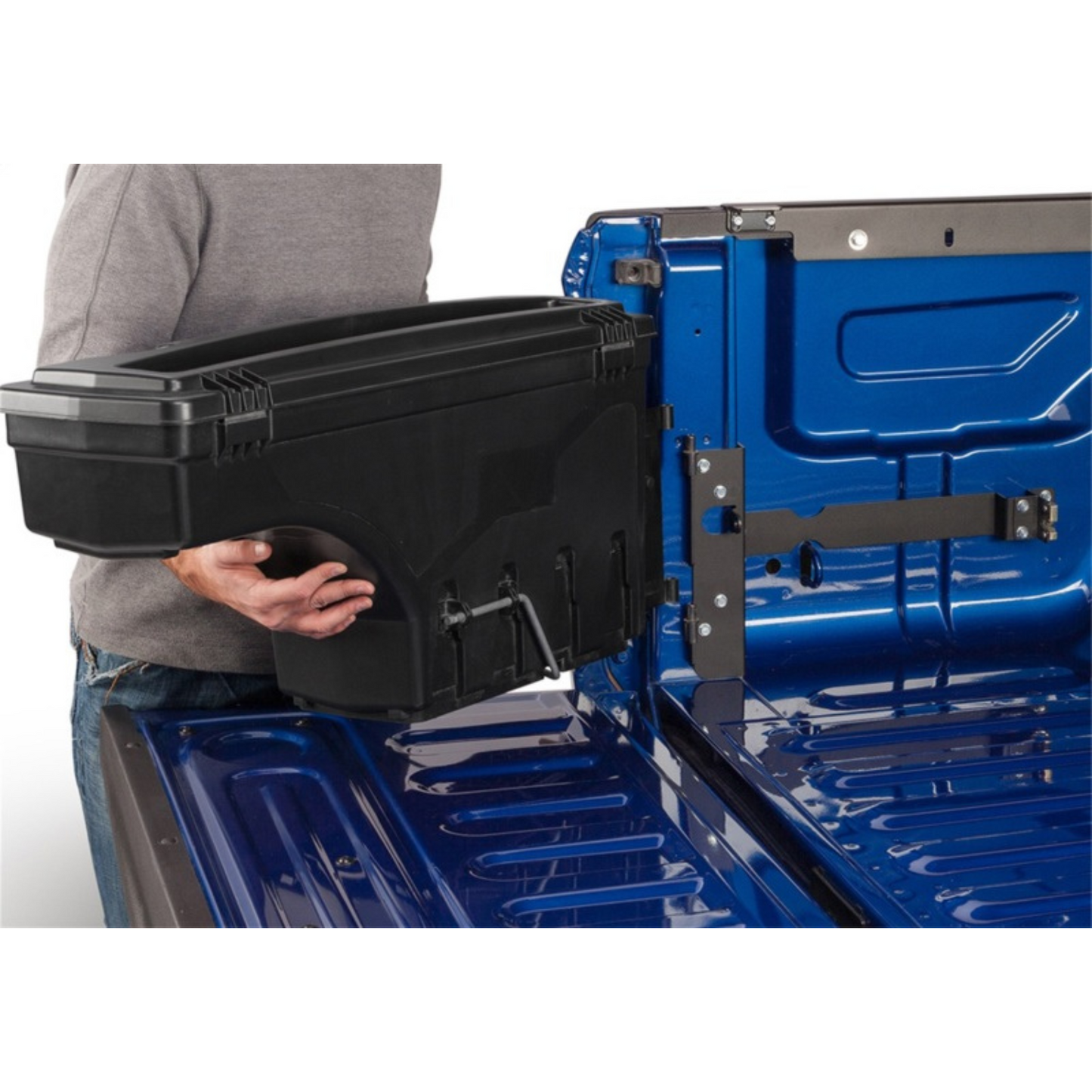 Jeep Gladiator JT UnderCover Swing Case - Driver side