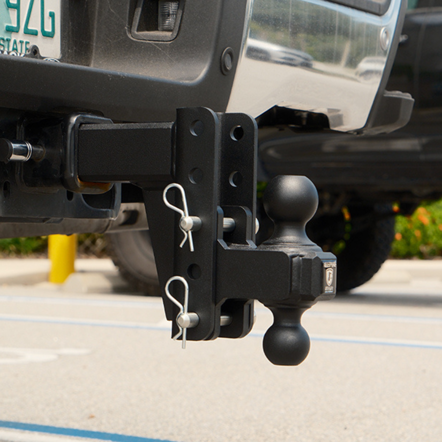 2.5" Heavy Duty 4" Drop/Rise Hitch