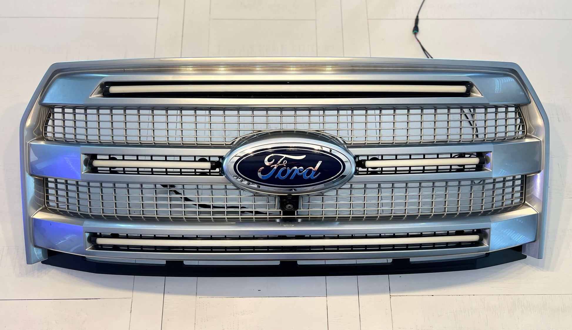 Grille Kit | FORD F-150 PLATINUM 2015 Grille Kit | FORD F-150 PLATINUM 2015