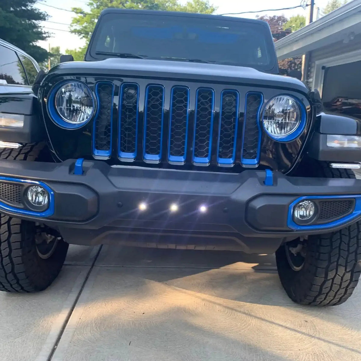 2020-2023 Jeep Gladiator JT ORACLE Lighting Pre-Runner Style LED Grill Light Kit