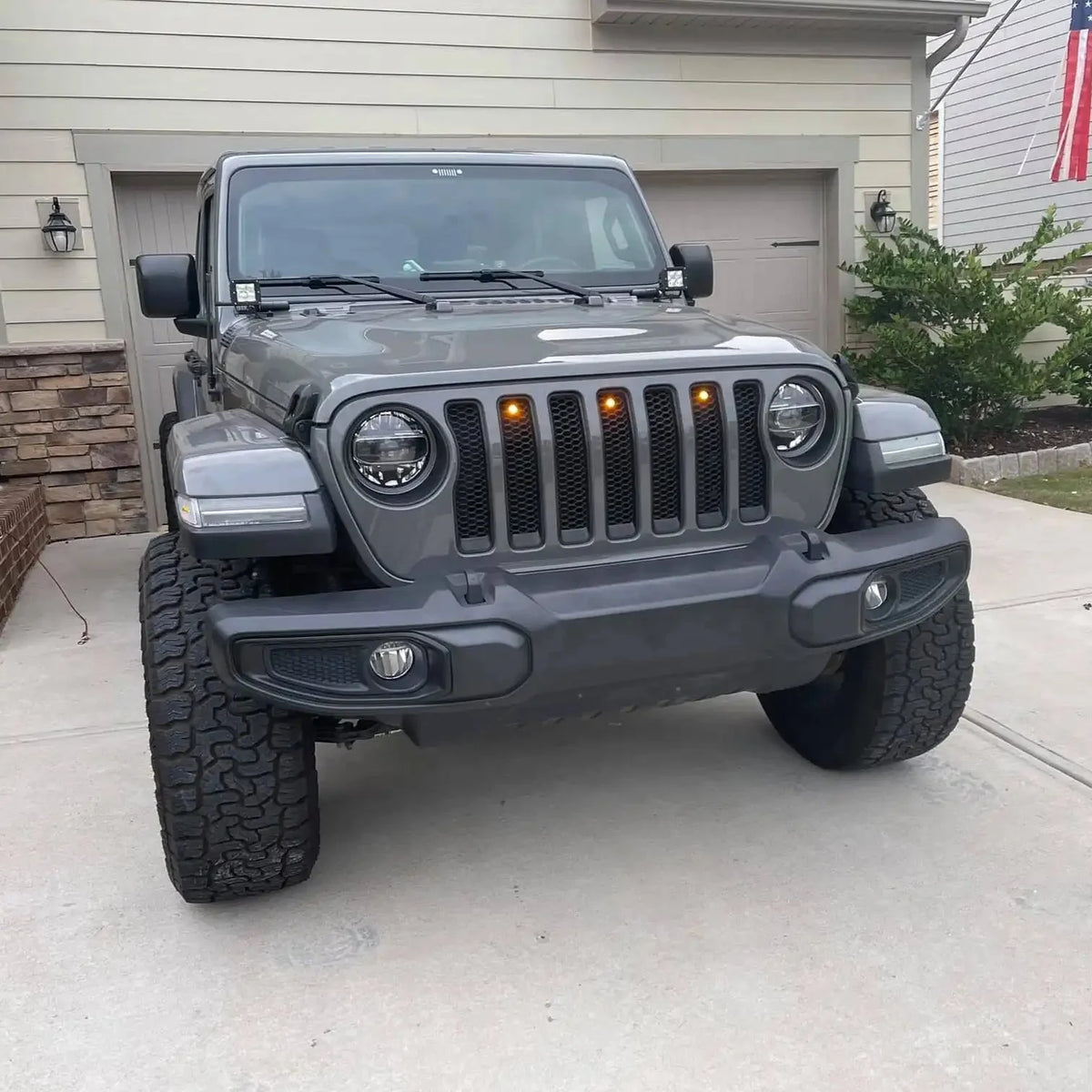 2020-2023 Jeep Gladiator JT ORACLE Lighting Pre-Runner Style LED Grill Light Kit