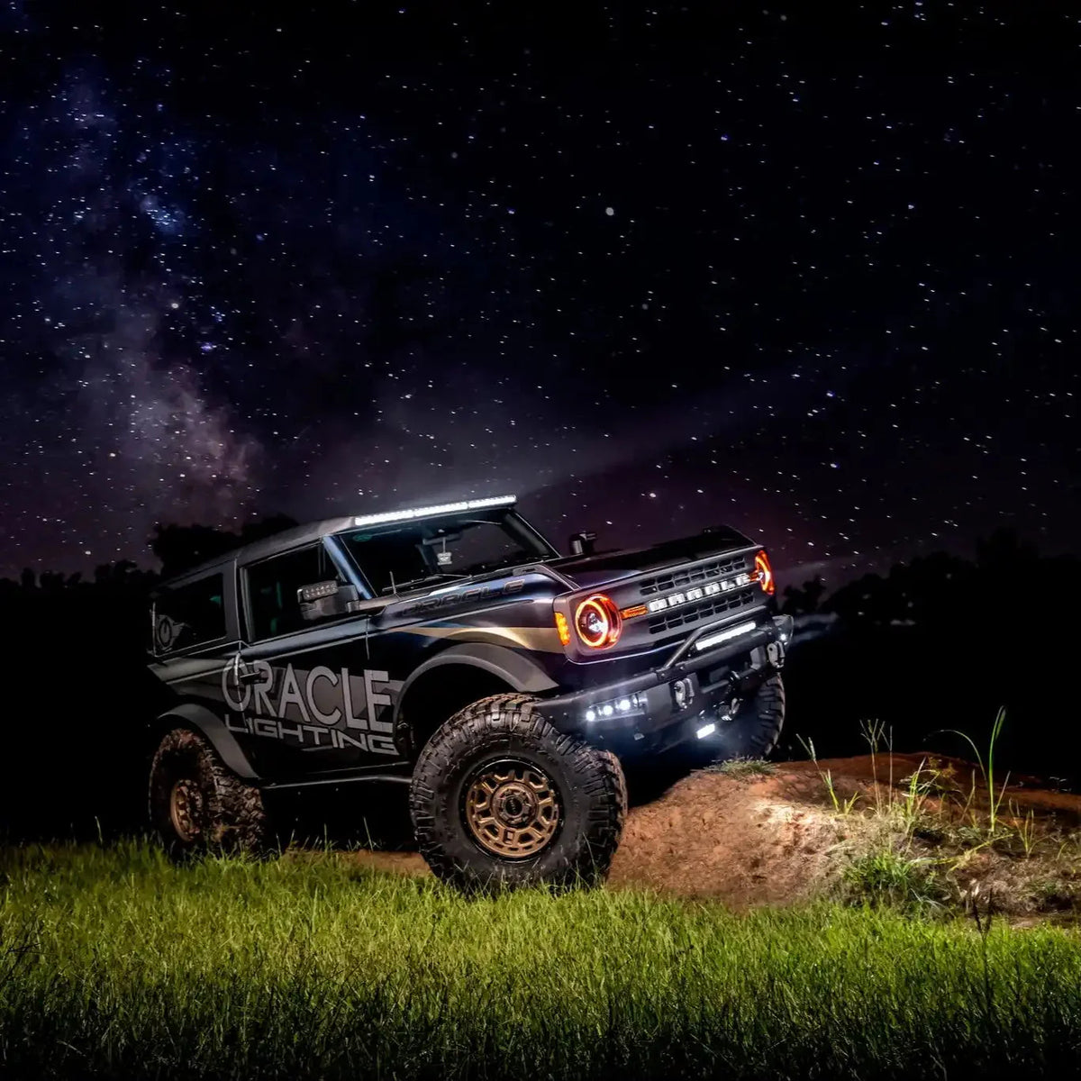 2021-2025 Ford Bronco ORACLE Integrated Roof LED Light Bar – 18,000 Lumens 240W