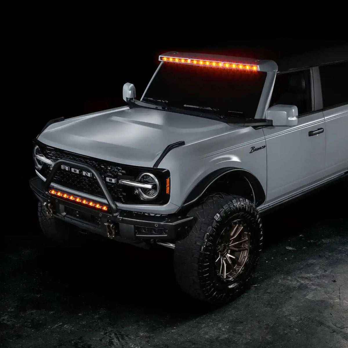 2021-2025 Ford Bronco ORACLE Integrated Roof LED Light Bar – 18,000 Lumens 240W