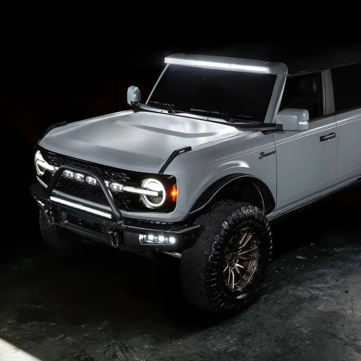 2021-2025 Ford Bronco ORACLE Integrated Roof LED Light Bar – 18,000 Lumens 240W