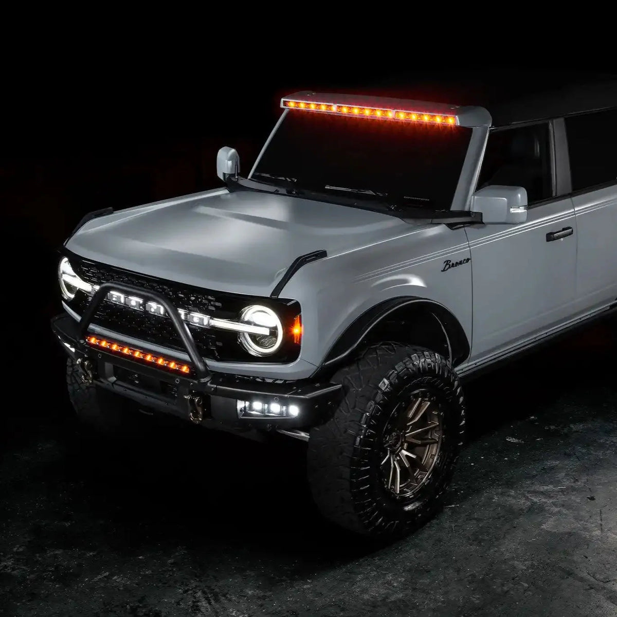 2021-2025 Ford Bronco ORACLE Integrated Roof LED Light Bar – 18,000 Lumens 240W
