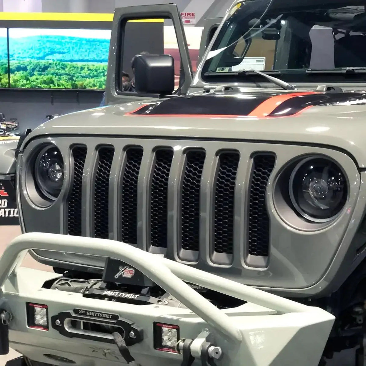 2018-2026 Jeep Wrangler JL & 2020-2026 Gladiator JT ORACLE Oculus™ Bi-LED Projector Headlights
