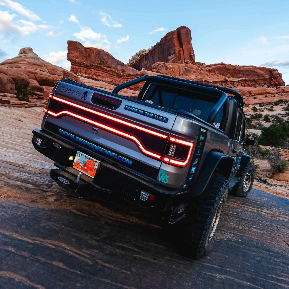 2020-2026 Jeep Gladiator JT ORACLE Racetrack LED Tailgate Panel Light