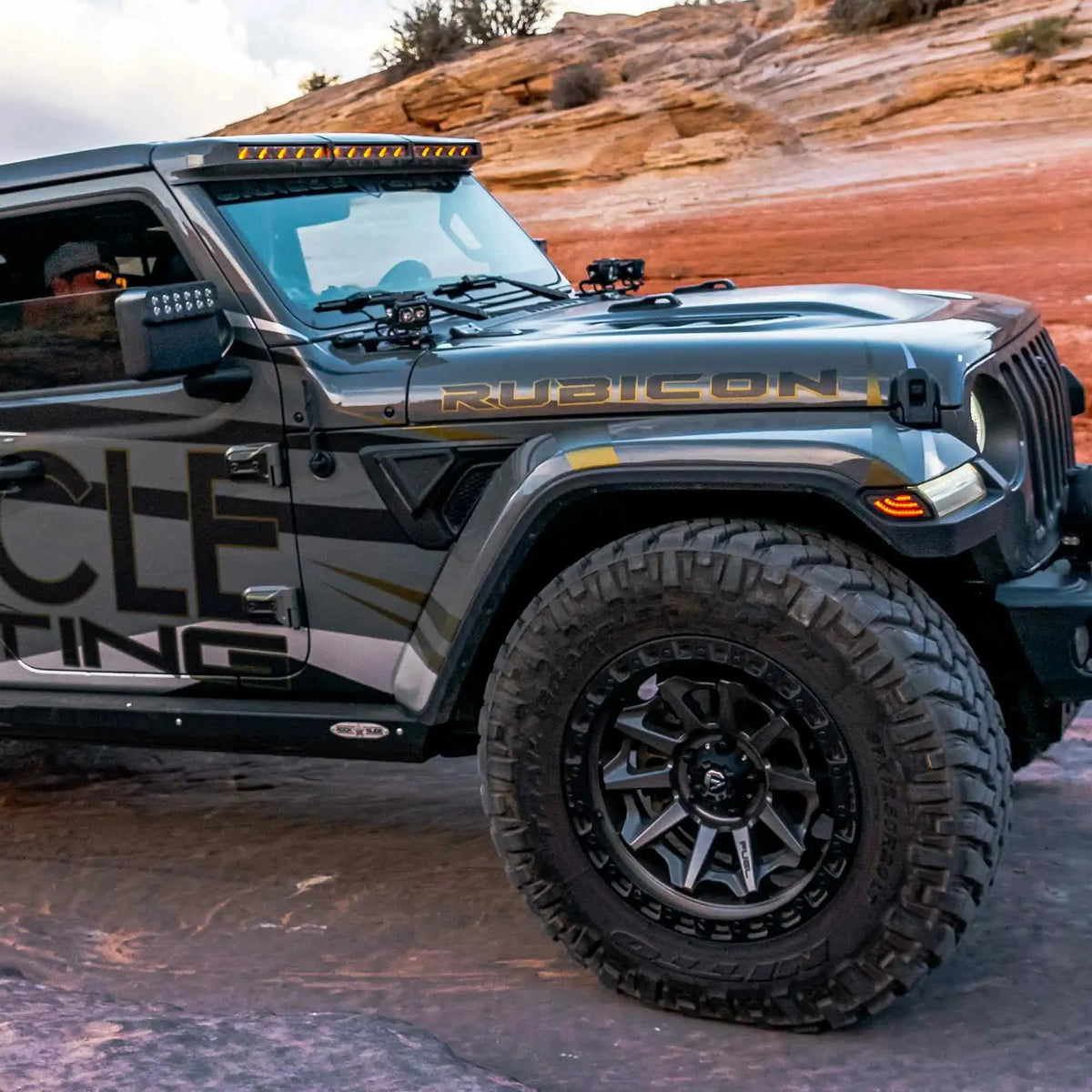 2018-2026 Jeep Wrangler JL & 2020-2026 Gladiator JT ORACLE Lighting "Smoked Lens" LED Front Side Markers