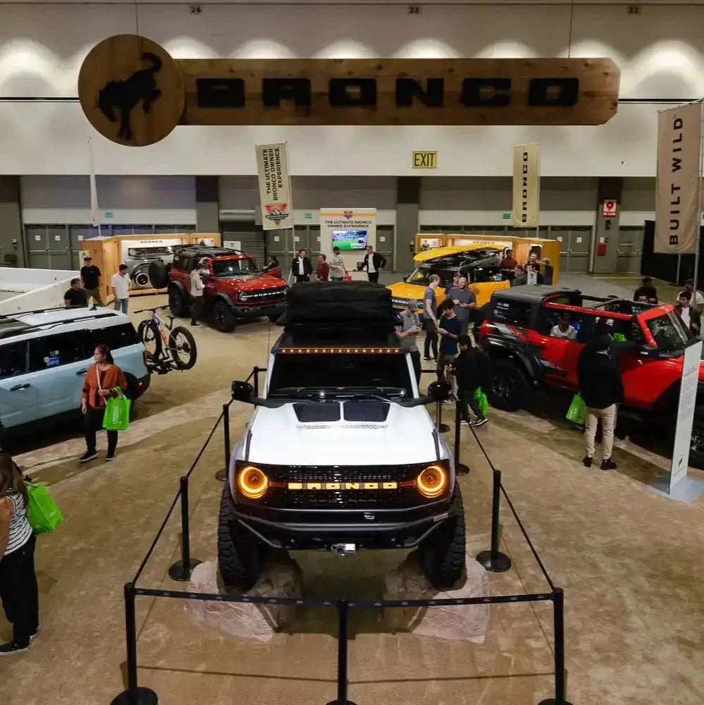 2021-2025 Ford Bronco ORACLE Integrated Roof LED Light Bar – 18,000 Lumens 240W