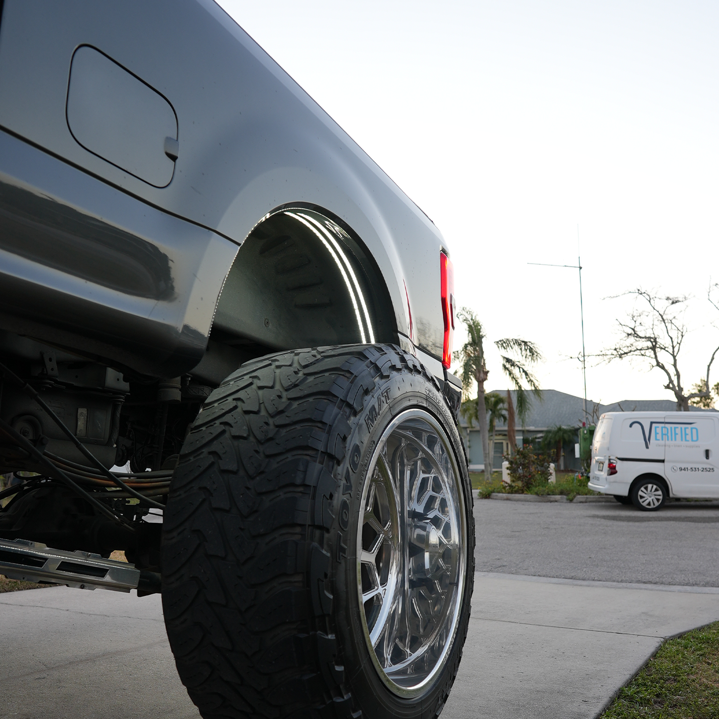 RGB/W Fender Well Lights For Trucks